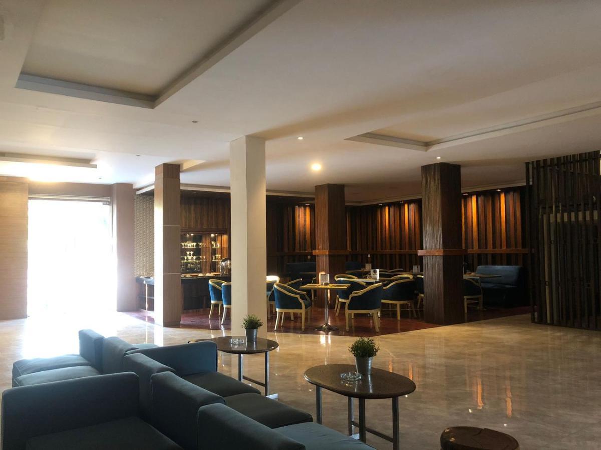 Hotel Aruni Ancol Jakarta Exterior photo