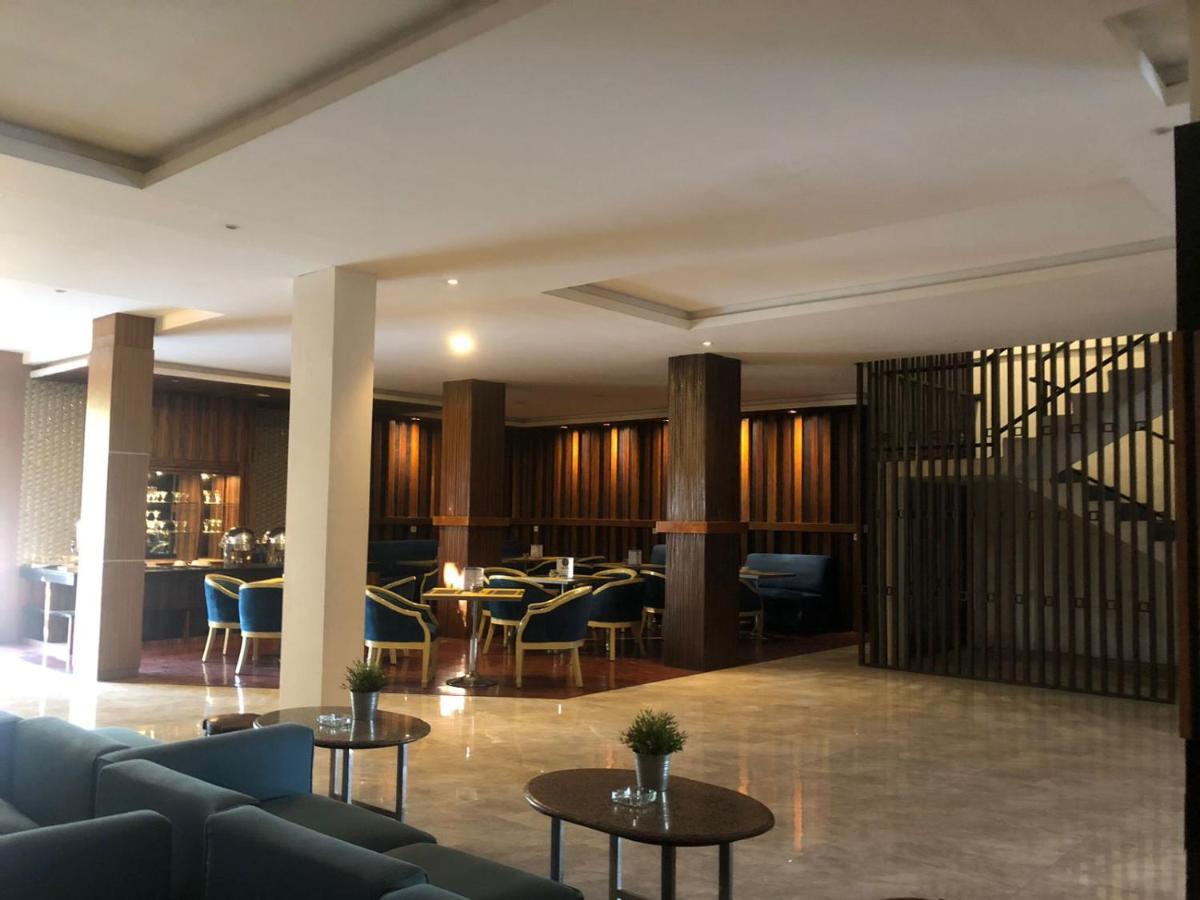 Hotel Aruni Ancol Jakarta Exterior photo