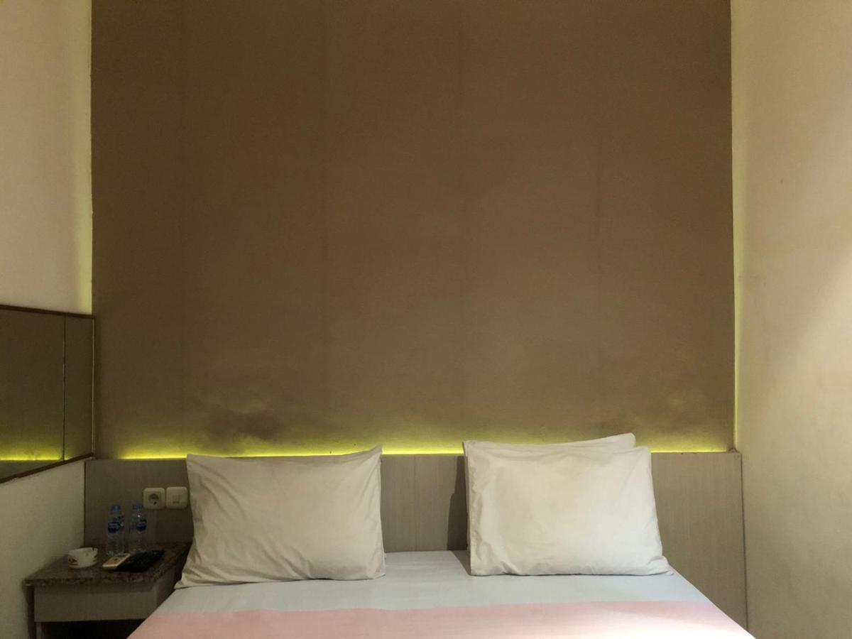 Hotel Aruni Ancol Jakarta Exterior photo